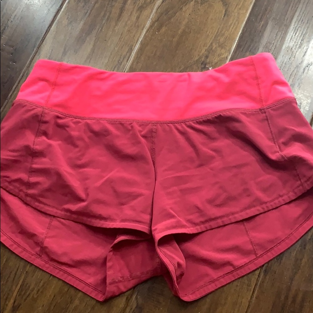 size 2 pink lululemon 2.5 shorts(Discontinued)RARE